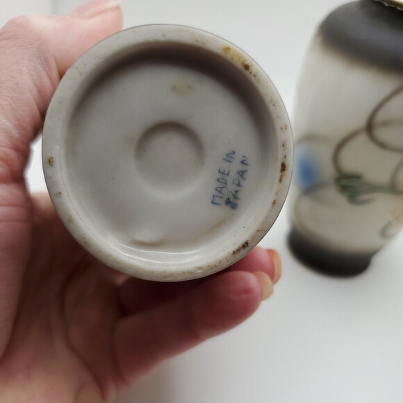 Vintage Royal Japan Moriage Dragon Vases 5-1/2" x 2" - Picture 5 of 8